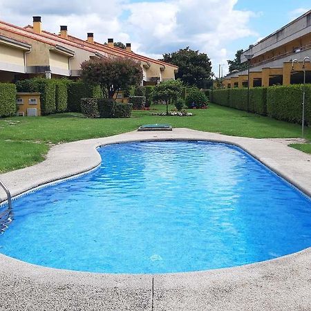 Apartamento Con Piscina En Portosín Esterno foto