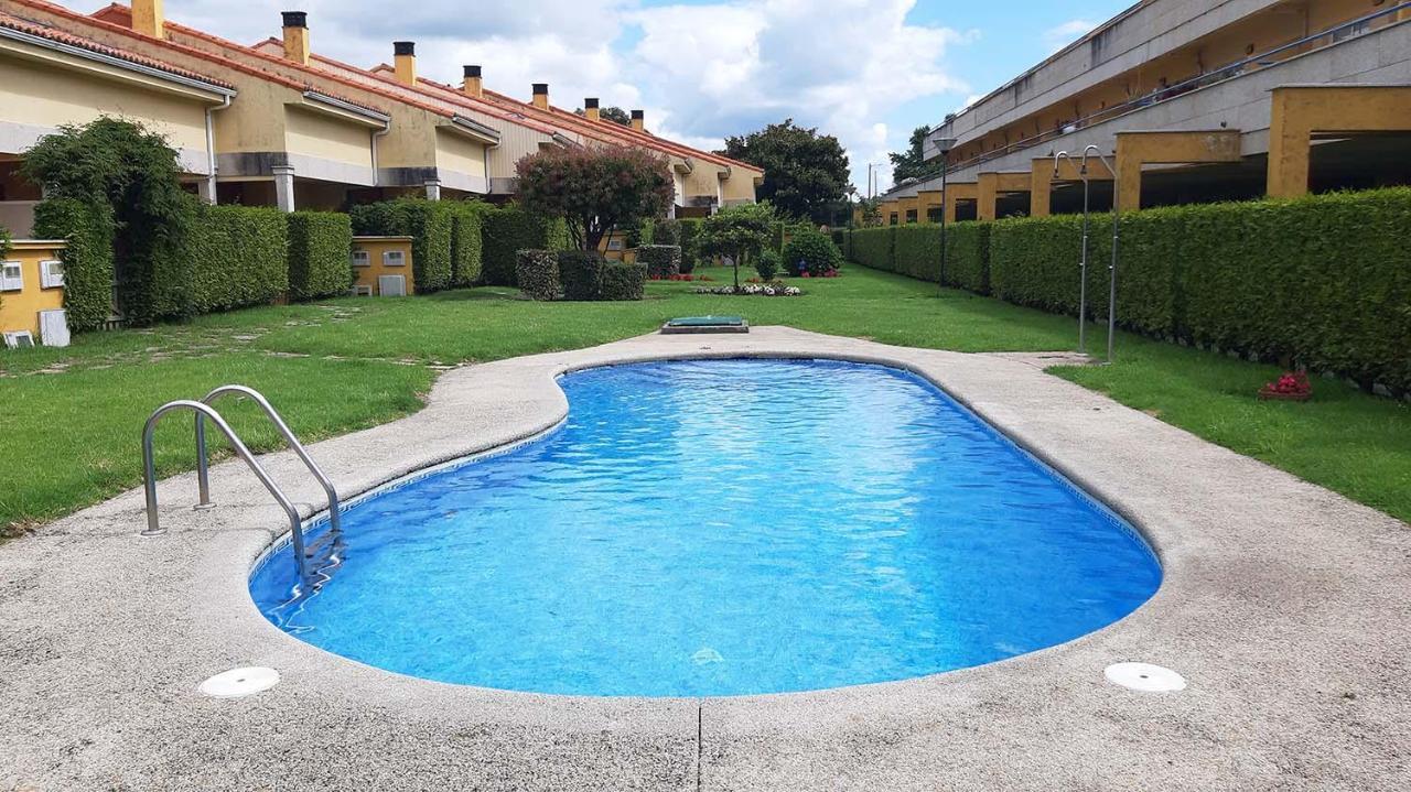 Apartamento Con Piscina En Portosín Esterno foto